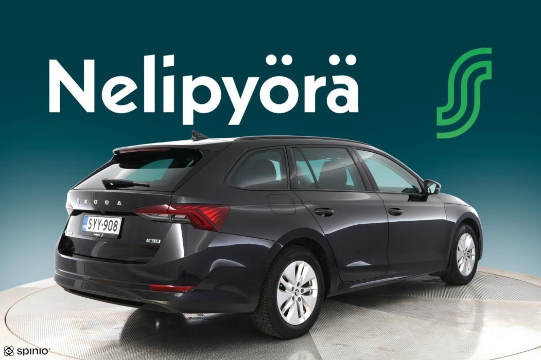 SKODA Octavia 2021