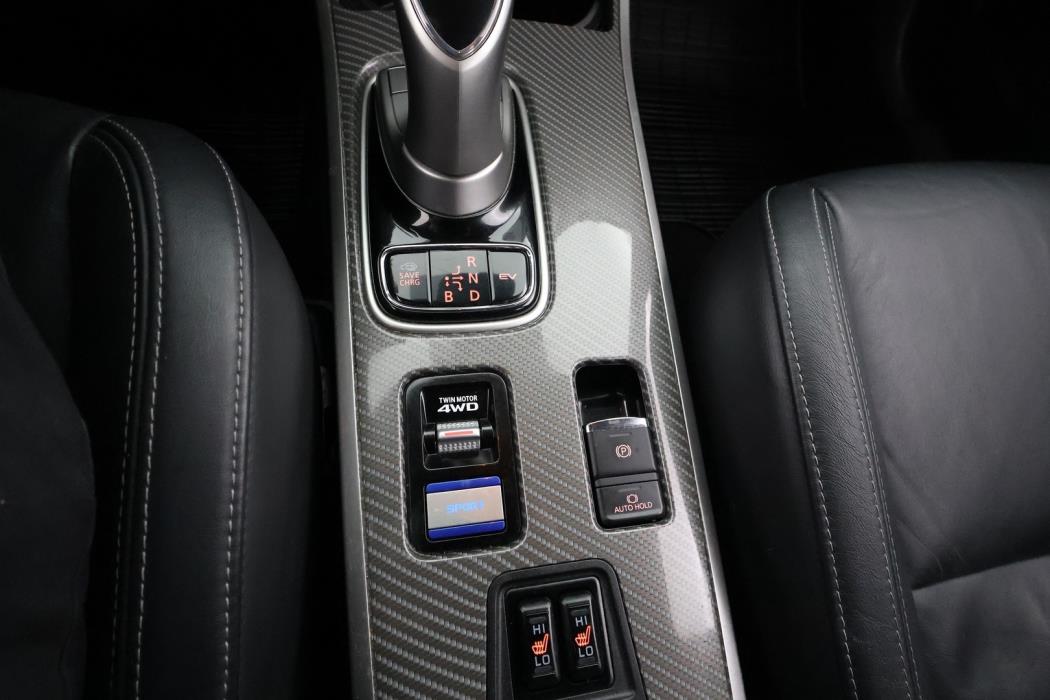 MITSUBISHI Outlander PHEV 2019