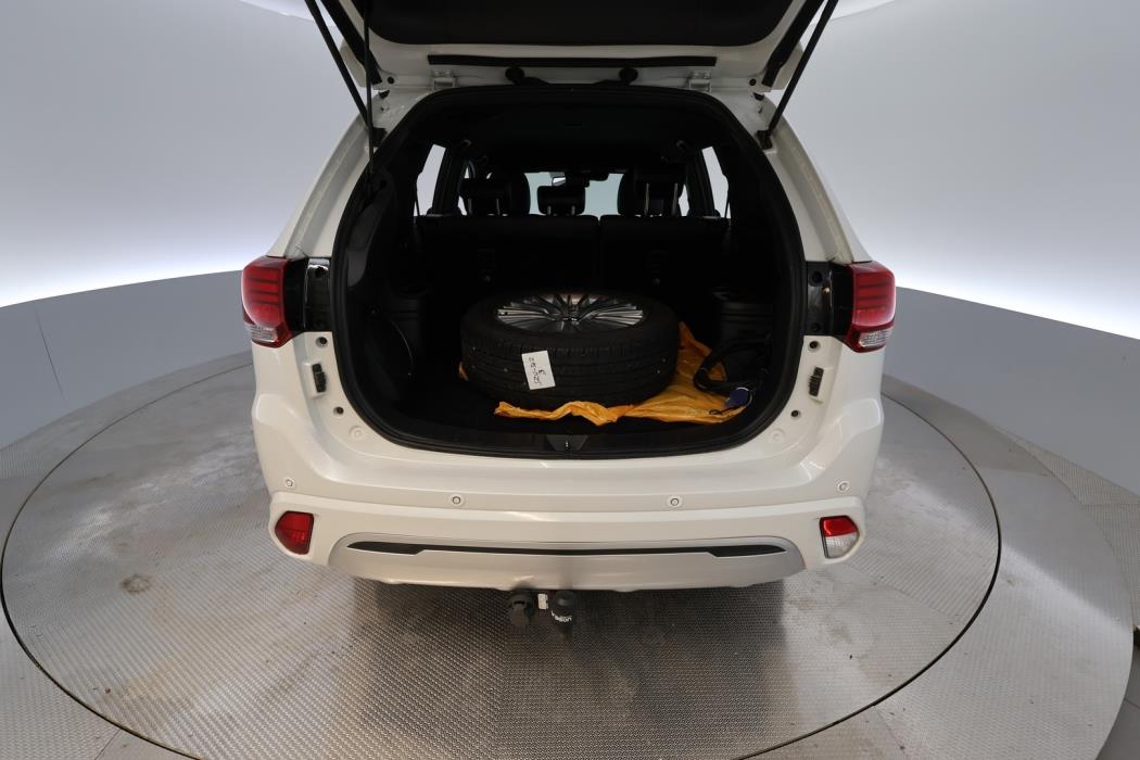 MITSUBISHI Outlander PHEV 2019