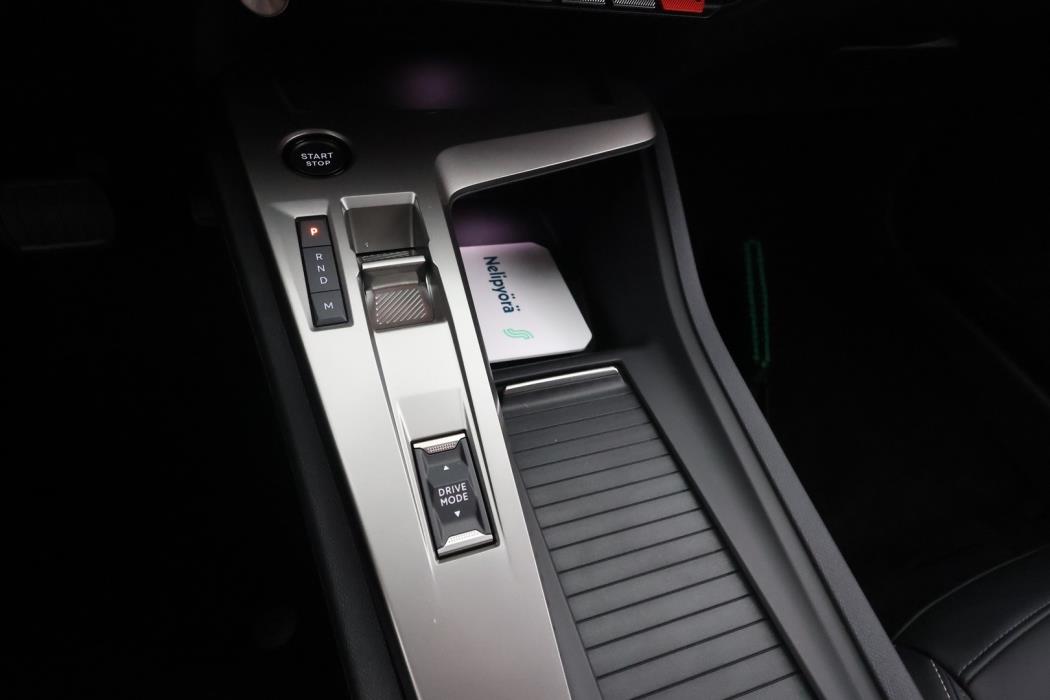 PEUGEOT 408 2026