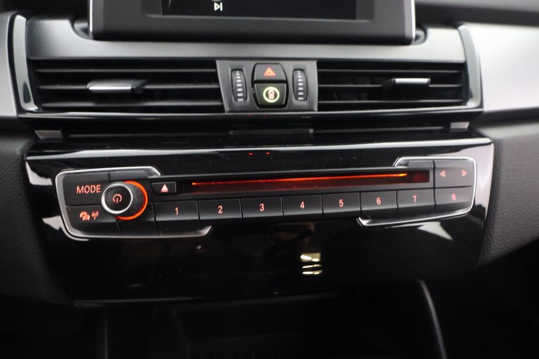 BMW 218 2015