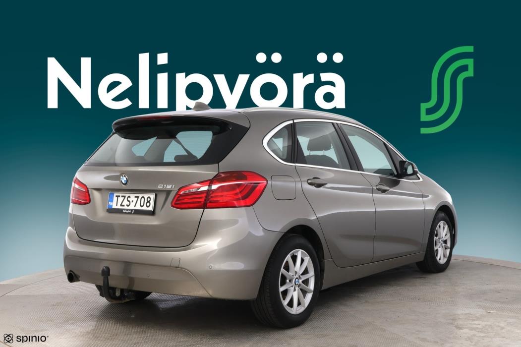 BMW 218 2015