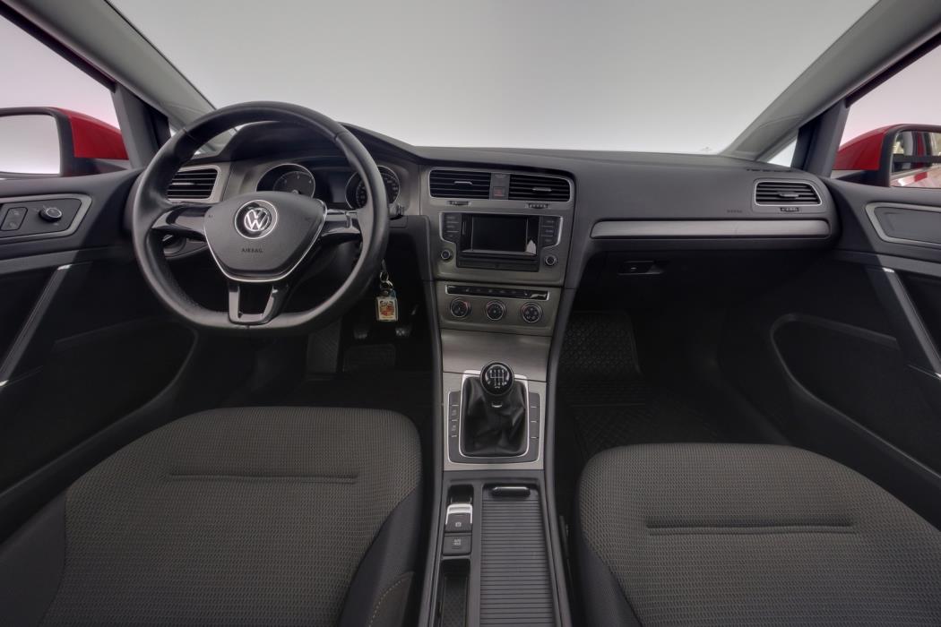 VOLKSWAGEN Golf 2013