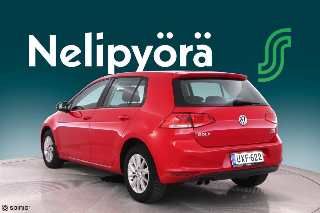 VOLKSWAGEN Golf 2013