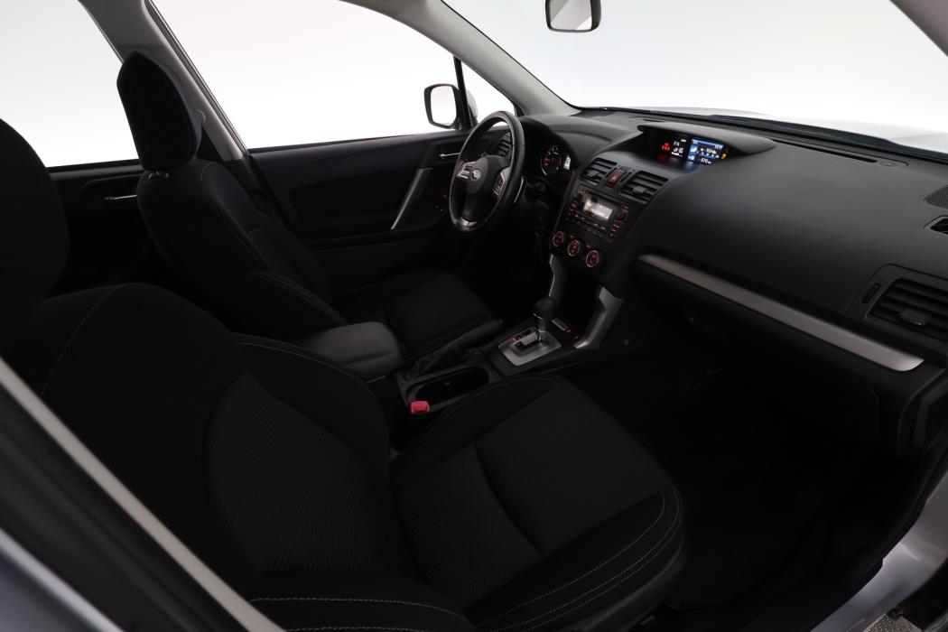 SUBARU Forester 2013