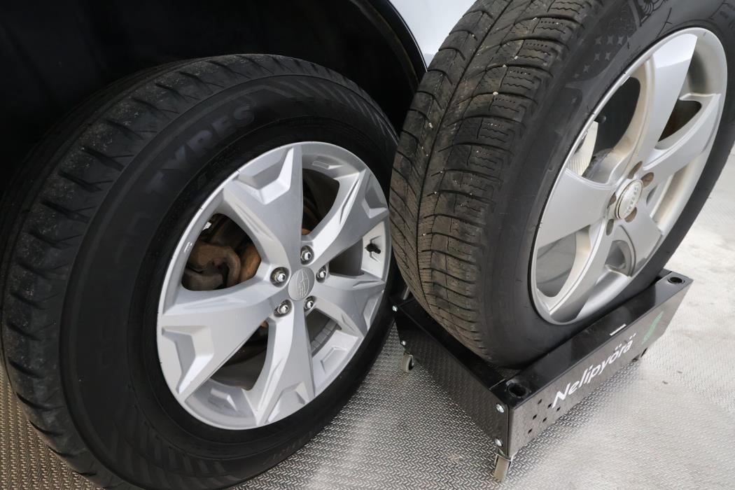 SUBARU Forester 2013