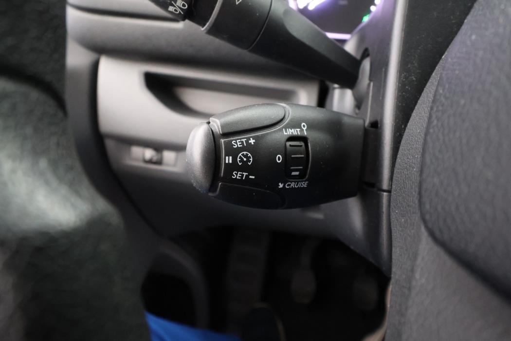 PEUGEOT Expert 2016