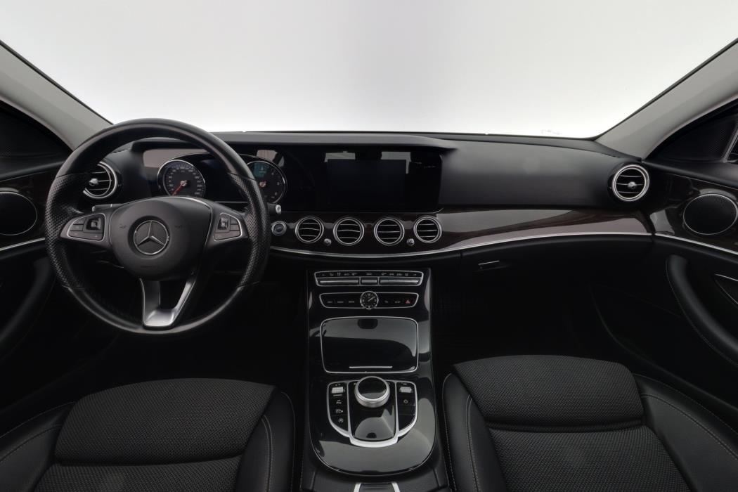 MERCEDES-BENZ E 2016