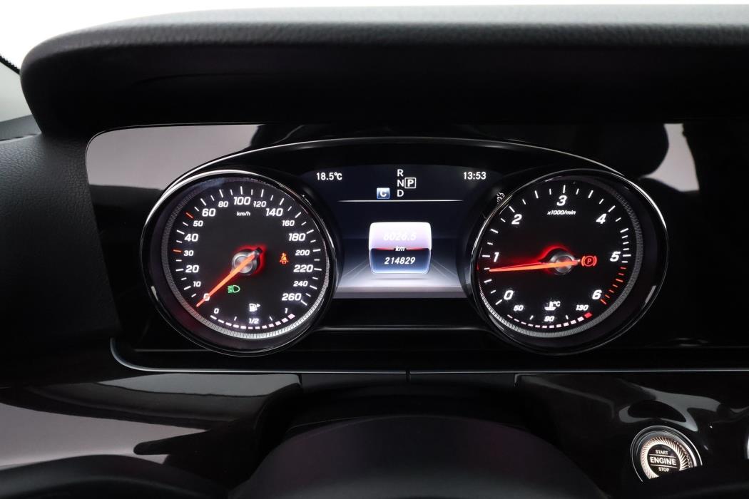 MERCEDES-BENZ E 2016