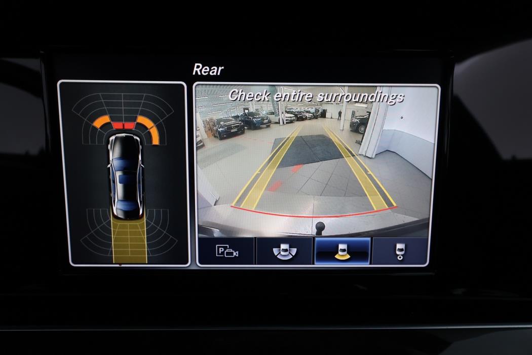 MERCEDES-BENZ E 2016