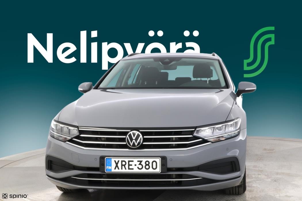 VOLKSWAGEN Passat 2022