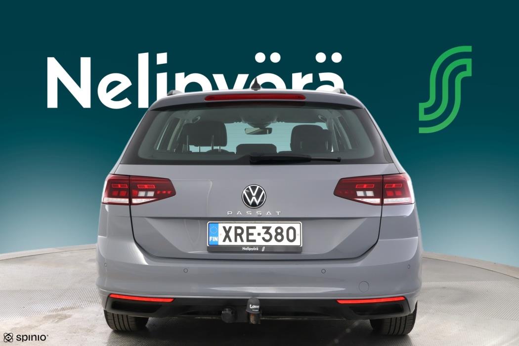 VOLKSWAGEN Passat 2022