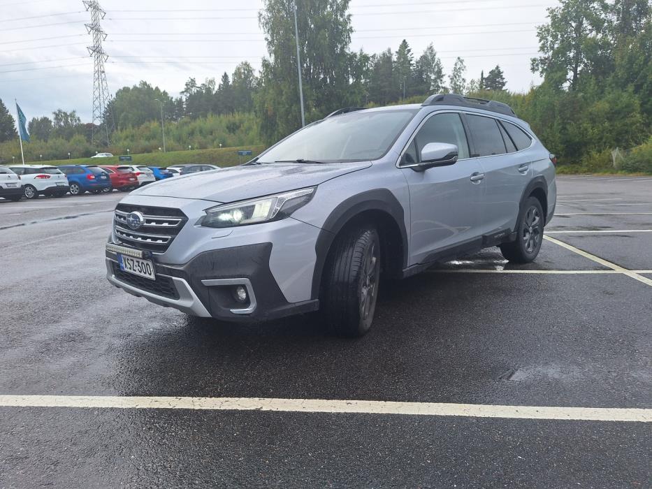 SUBARU Outback 2021