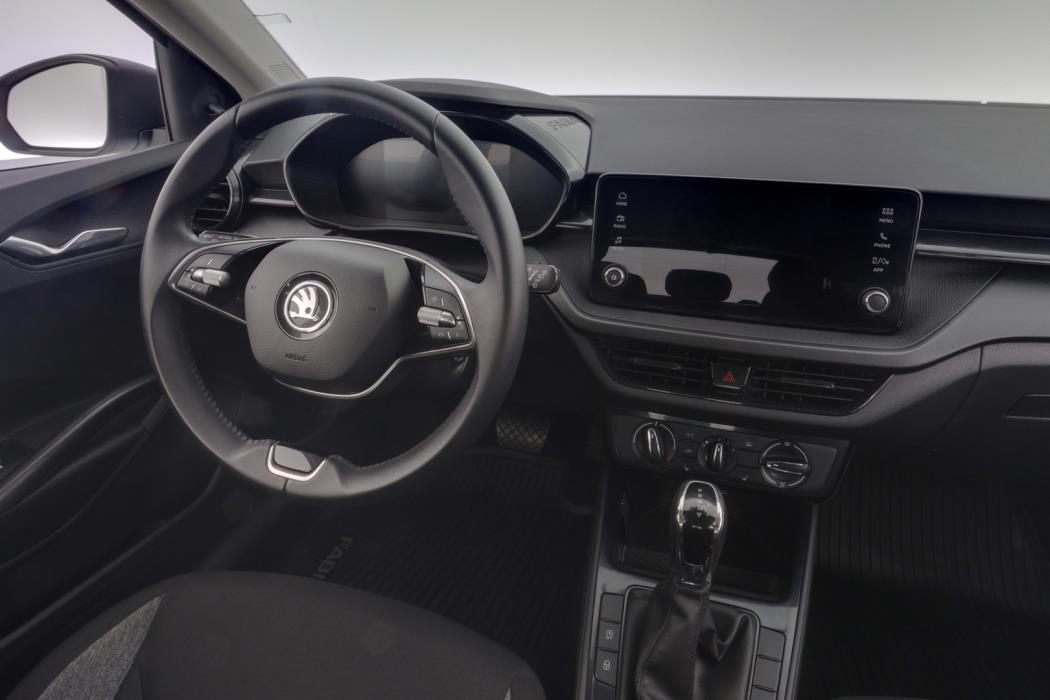 SKODA Fabia 2024