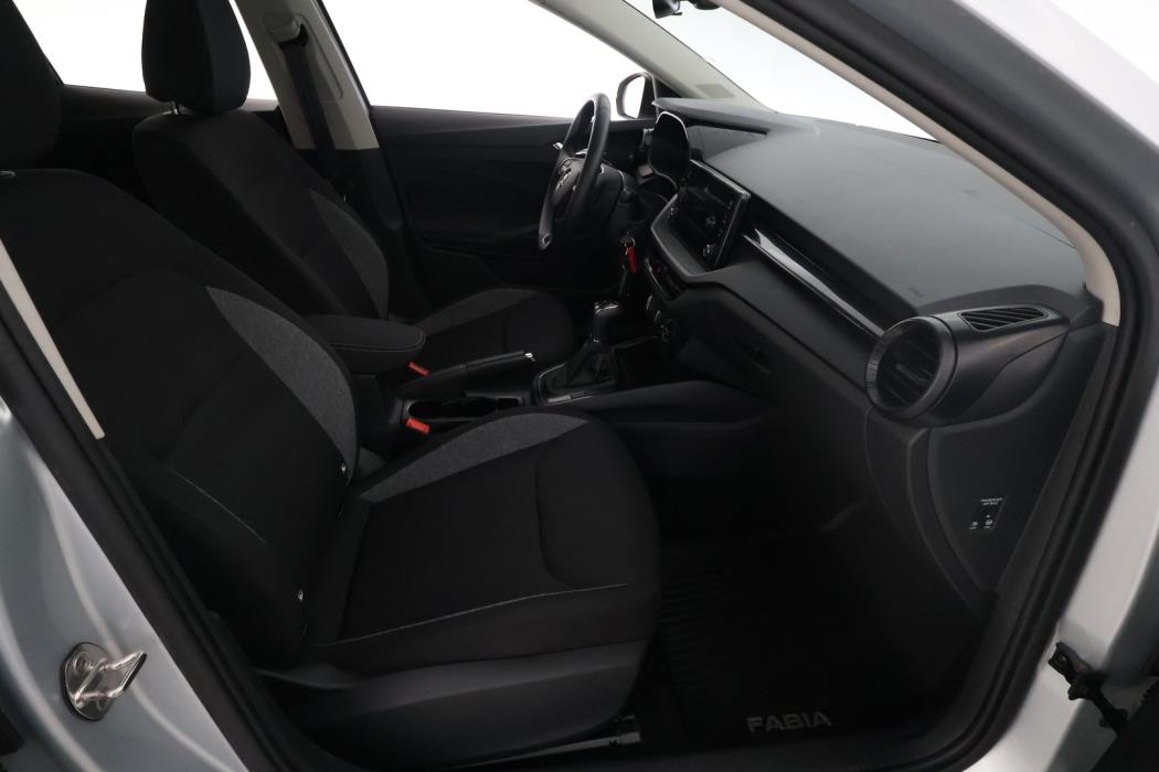 SKODA Fabia 2024