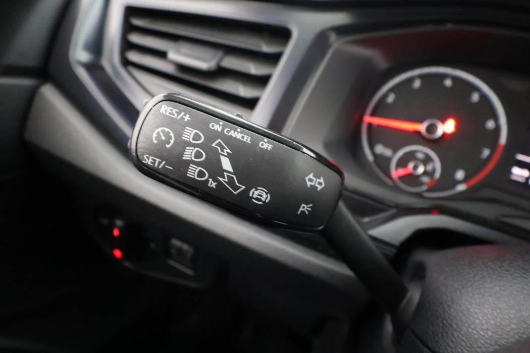 VOLKSWAGEN Polo 2019