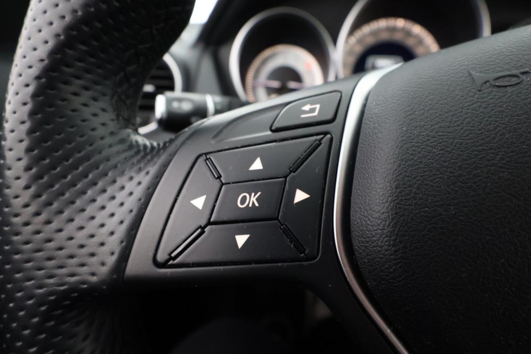 MERCEDES-BENZ C 2014