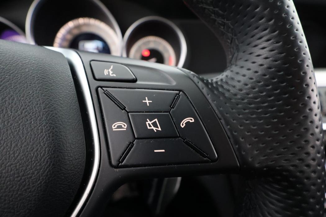 MERCEDES-BENZ C 2014