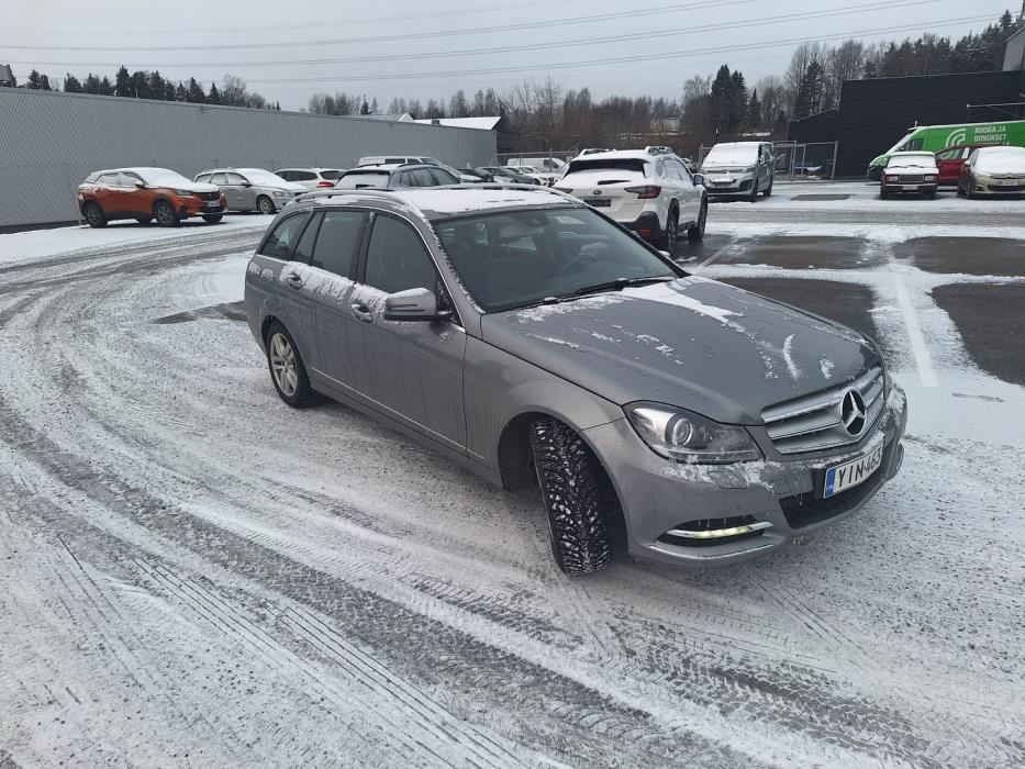 MERCEDES-BENZ C 2014