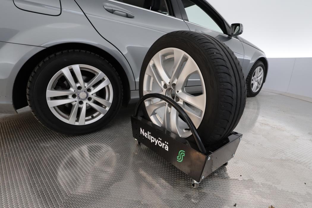 MERCEDES-BENZ C 2014