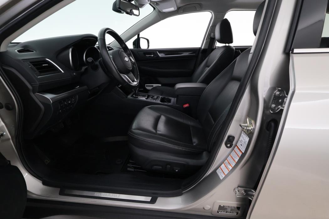SUBARU Outback 2018