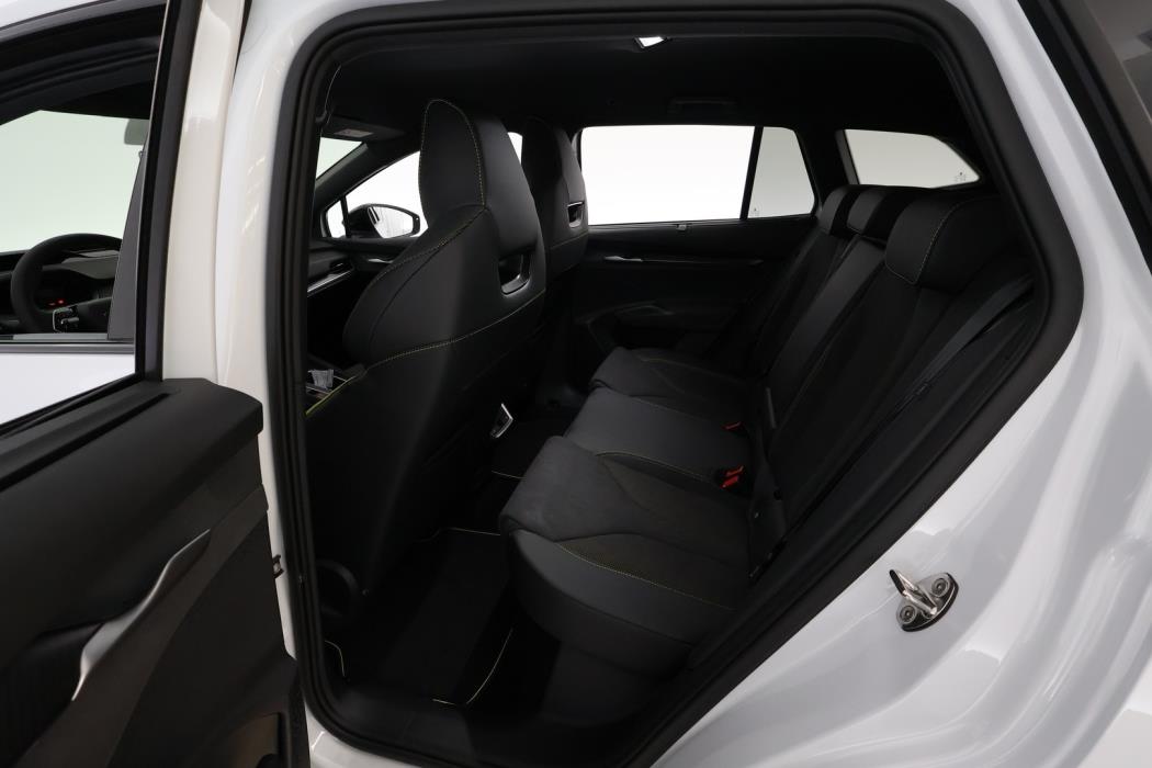 SKODA Enyaq 2026