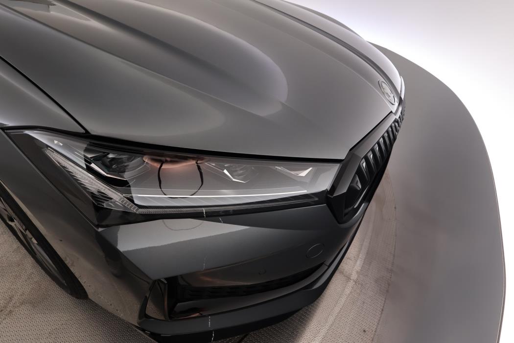 SKODA SUPERB 2026