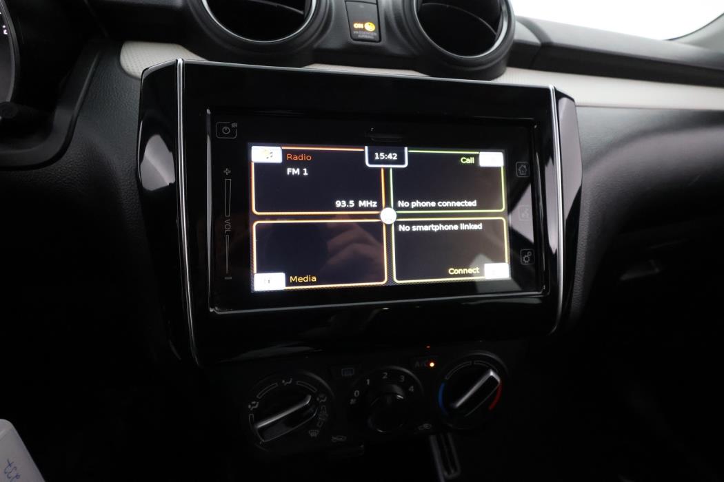SUZUKI Swift 2020