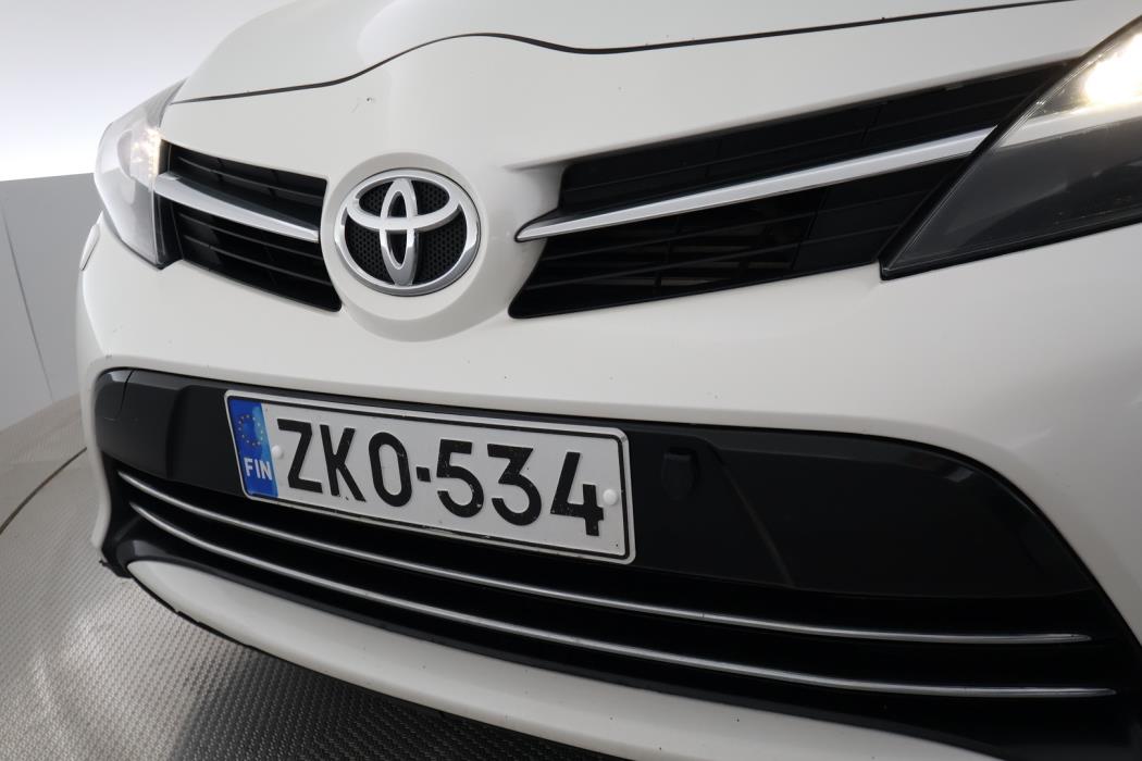 TOYOTA Verso 2015