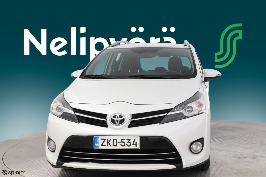 TOYOTA Verso 2015