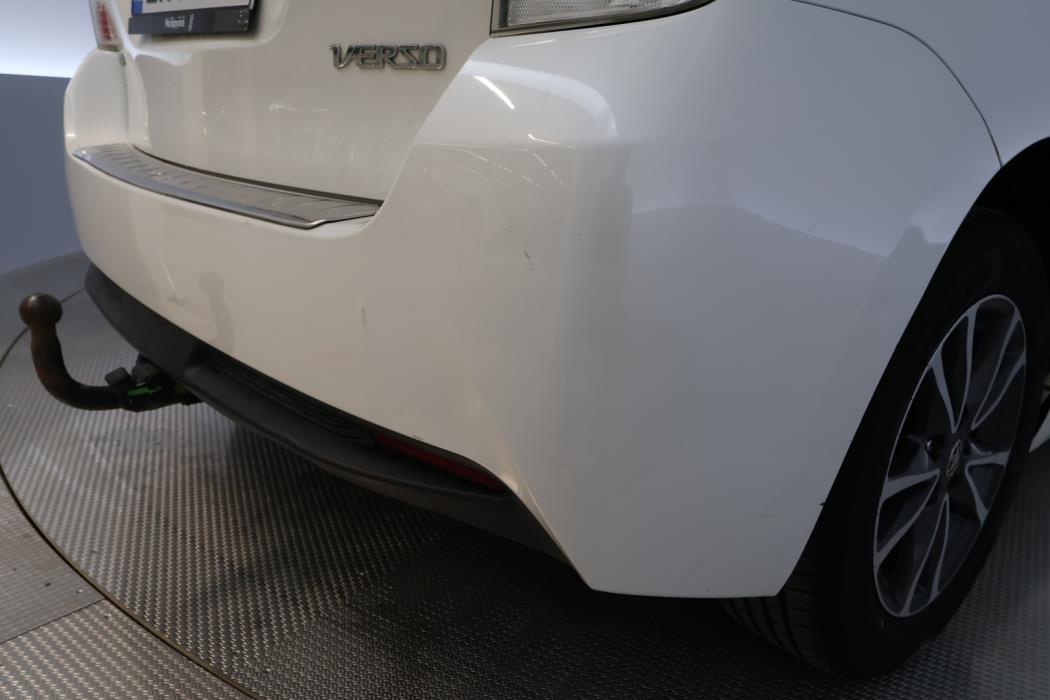 TOYOTA Verso 2015