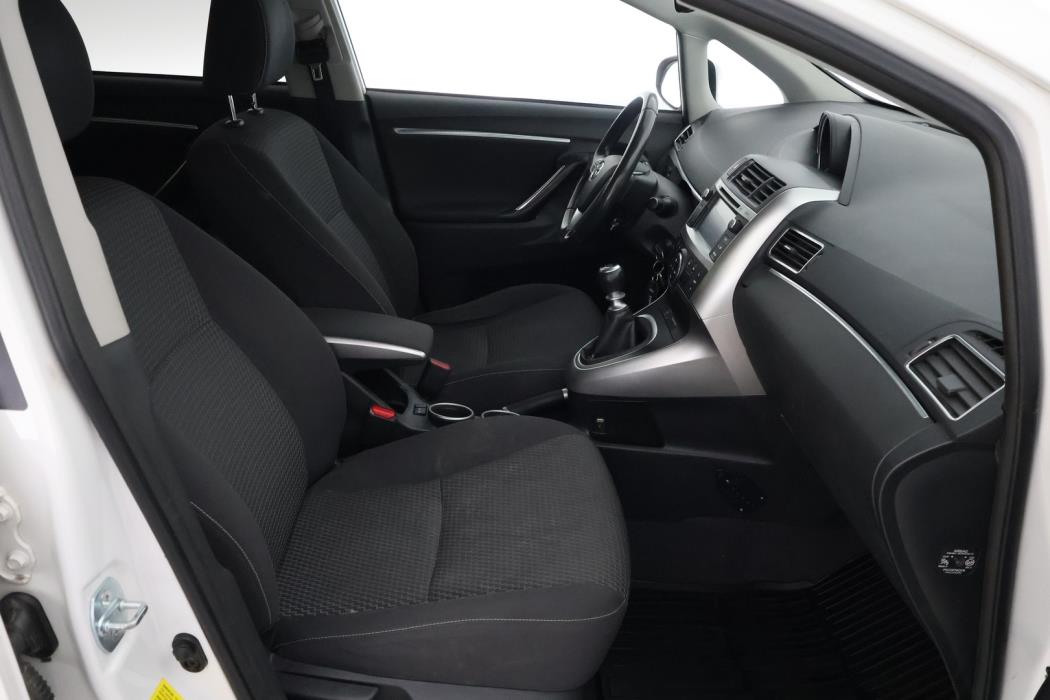 TOYOTA Verso 2015