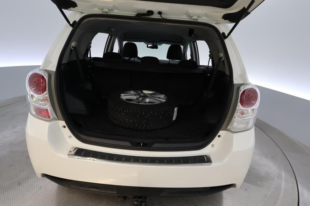 TOYOTA Verso 2015