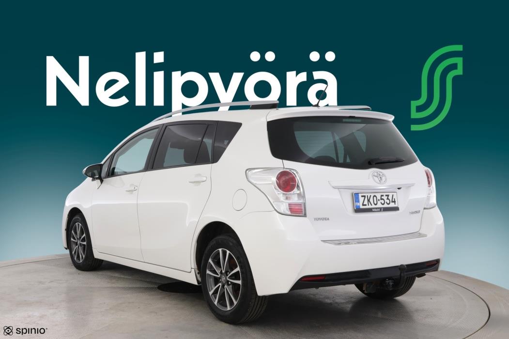 TOYOTA Verso 2015