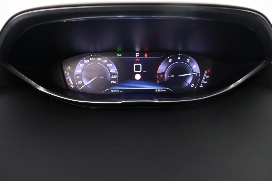 PEUGEOT 3008 2019