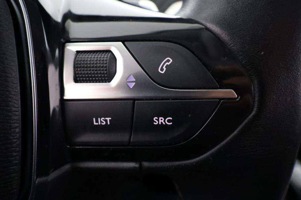 PEUGEOT 3008 2019