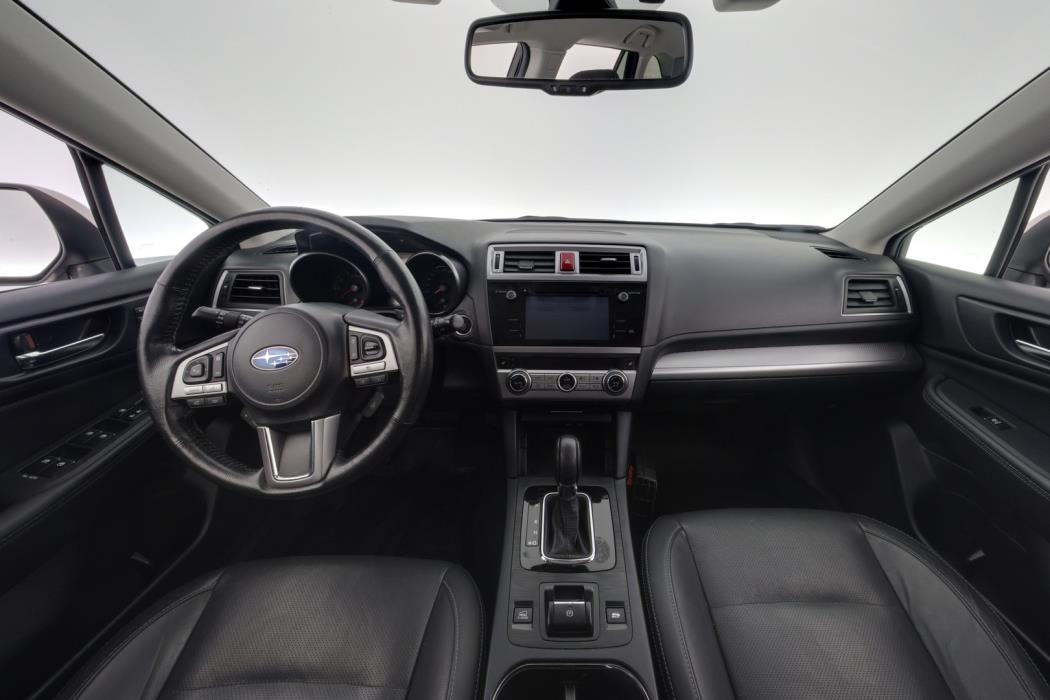 SUBARU Outback 2017