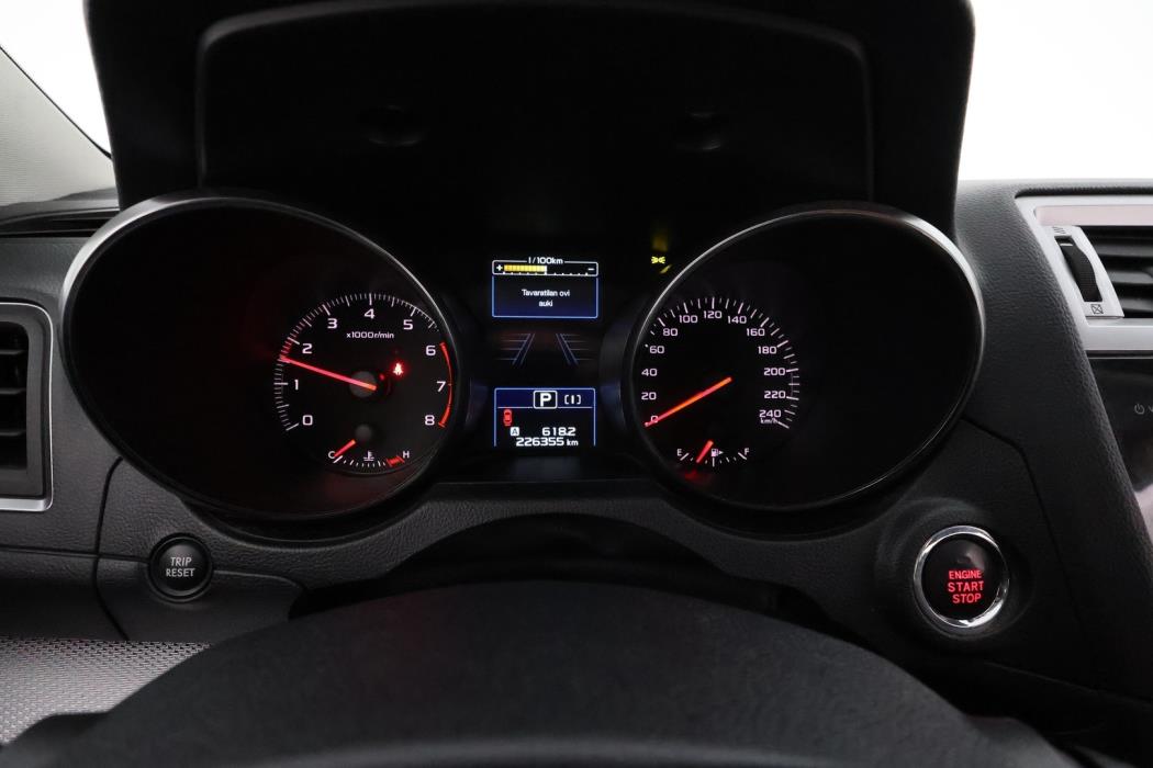 SUBARU Outback 2017