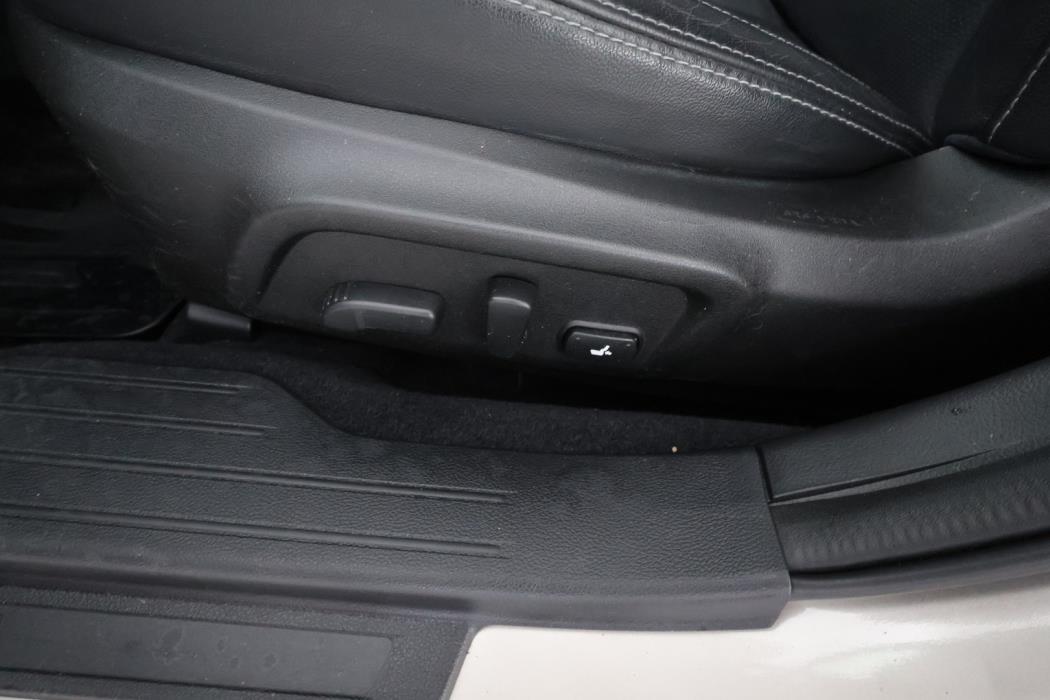 SUBARU Outback 2017