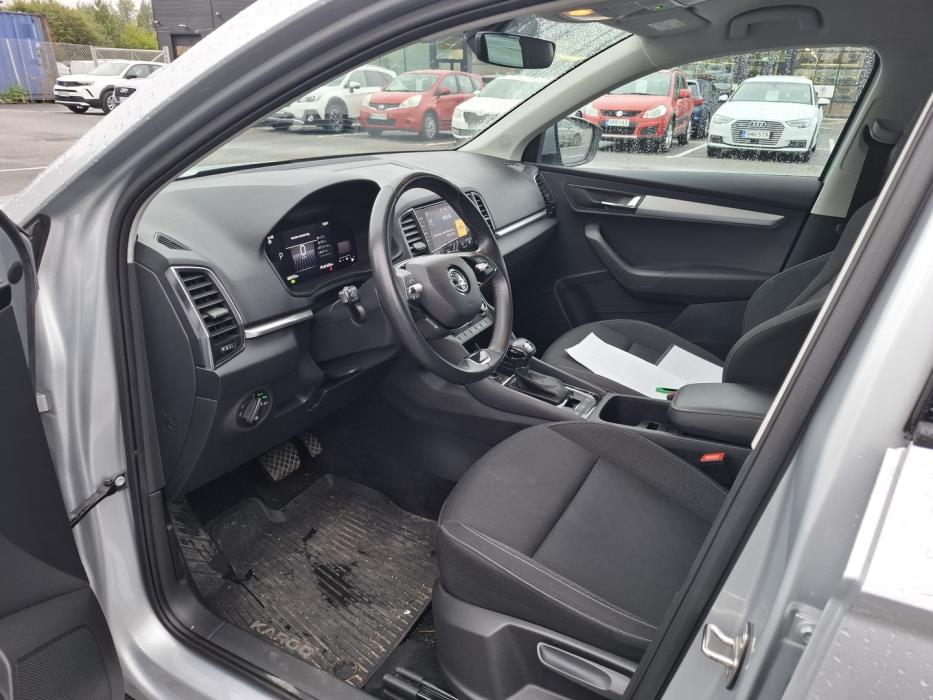 SKODA Karoq 2023