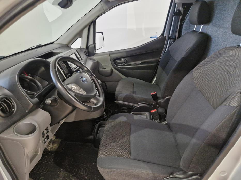 NISSAN e-NV200 2017