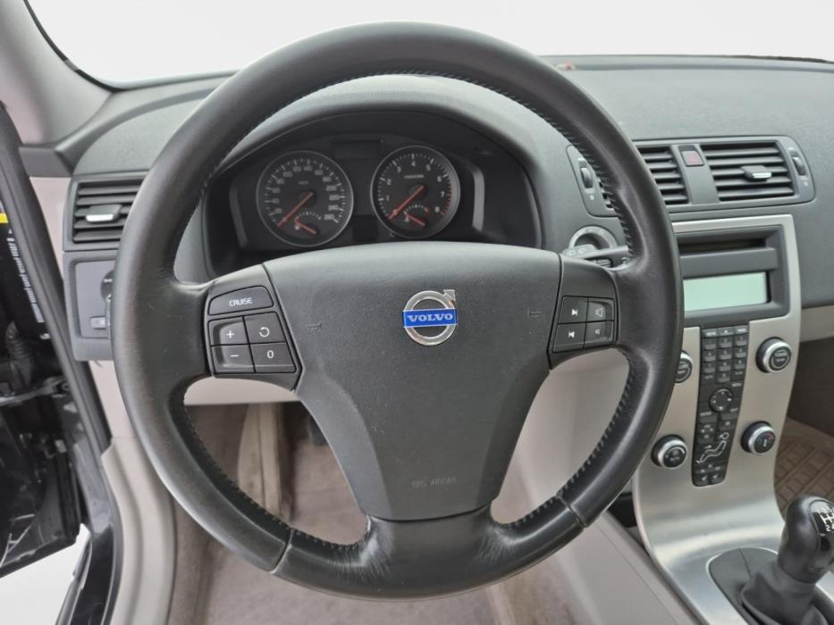 VOLVO C30 2009