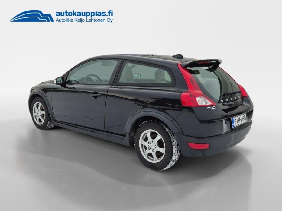 VOLVO C30 2009