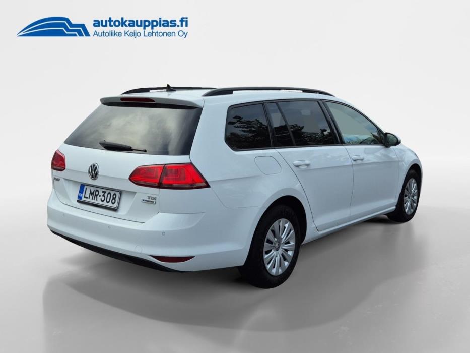 VOLKSWAGEN Golf 2016