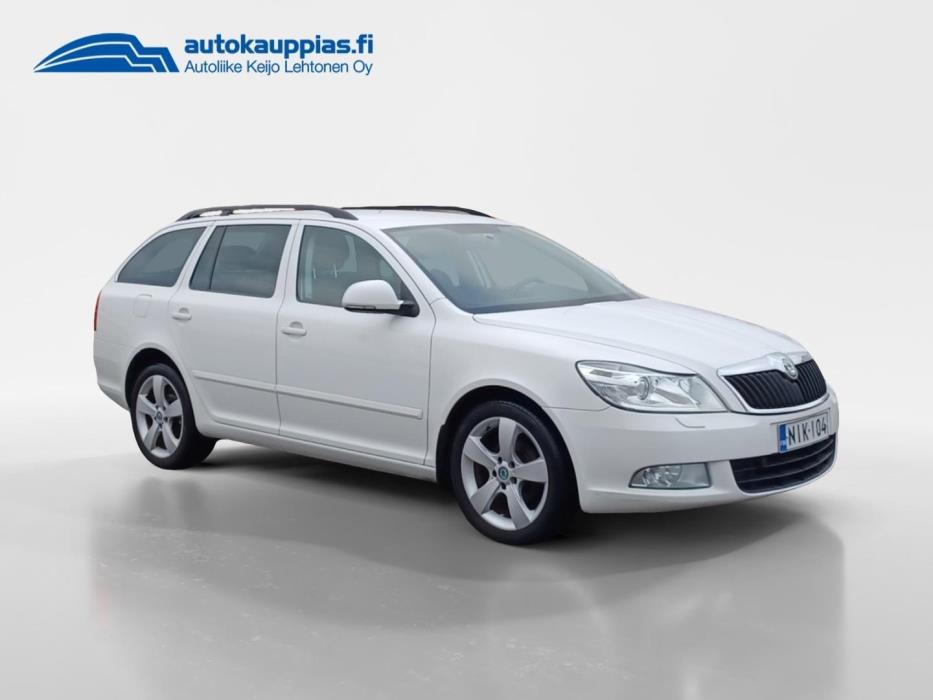 SKODA Octavia 2012