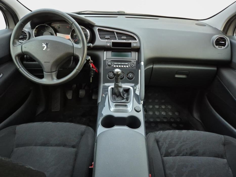 PEUGEOT 3008 2010