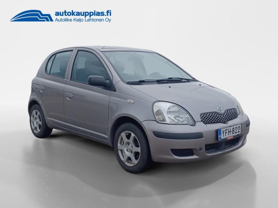 TOYOTA Yaris 2004