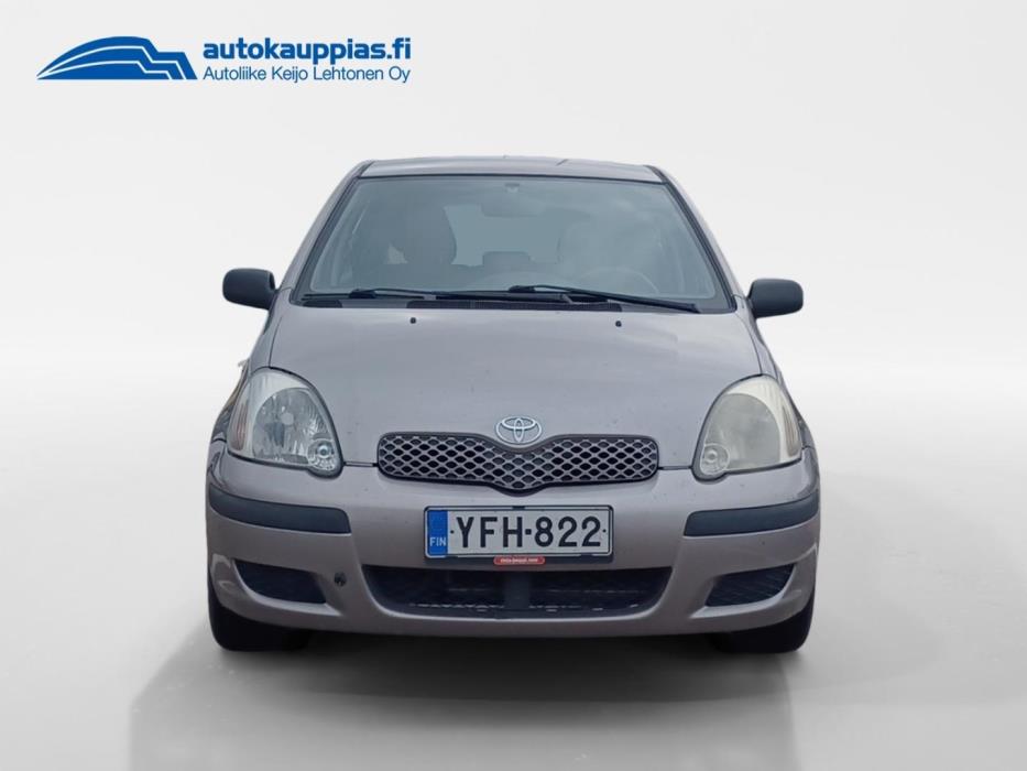TOYOTA Yaris 2004