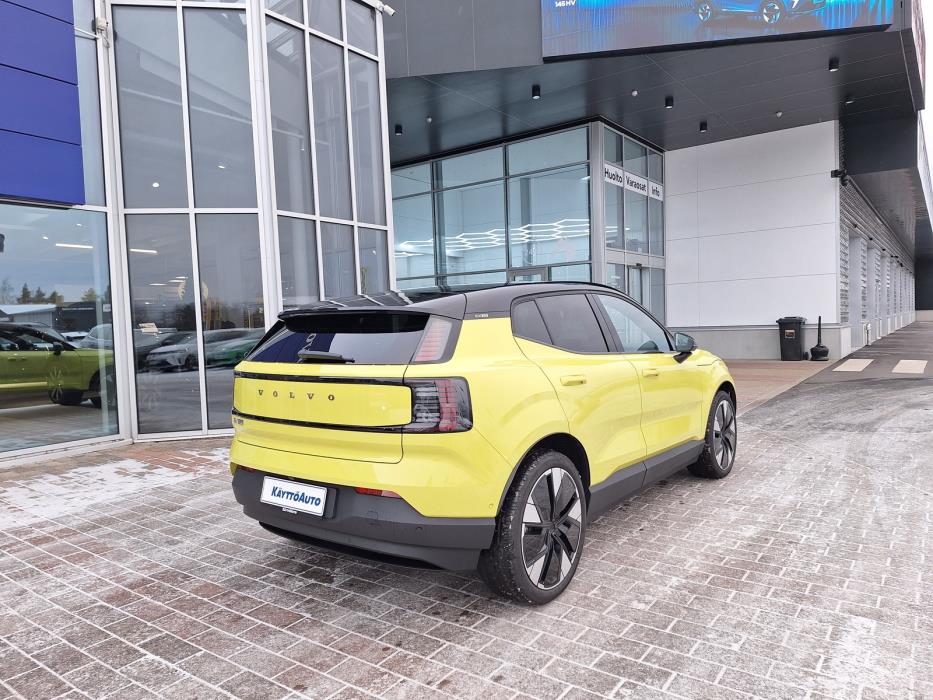 Volvo EX30 2025