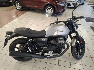 Moto Guzzi V7 STONE 2024